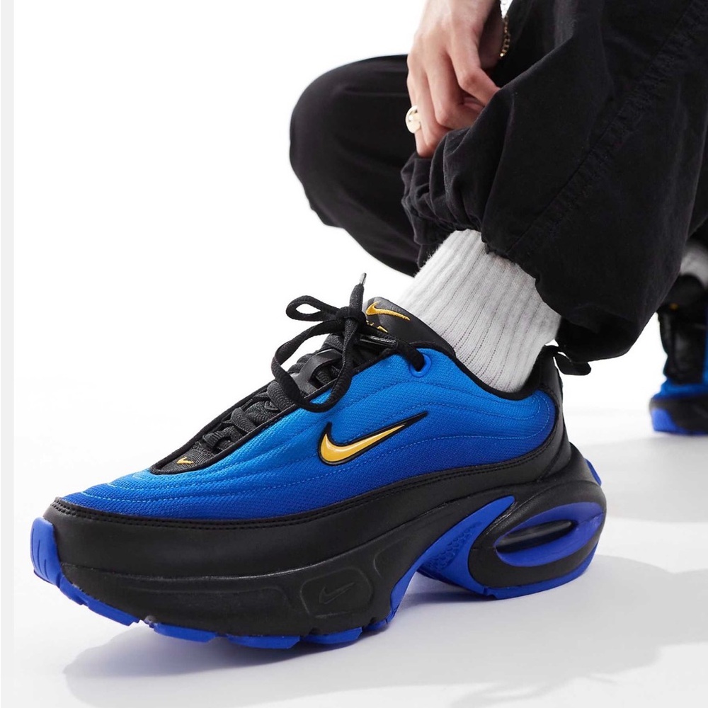 Women’s Nike Air Max Portal Sneakers in Racer Blue